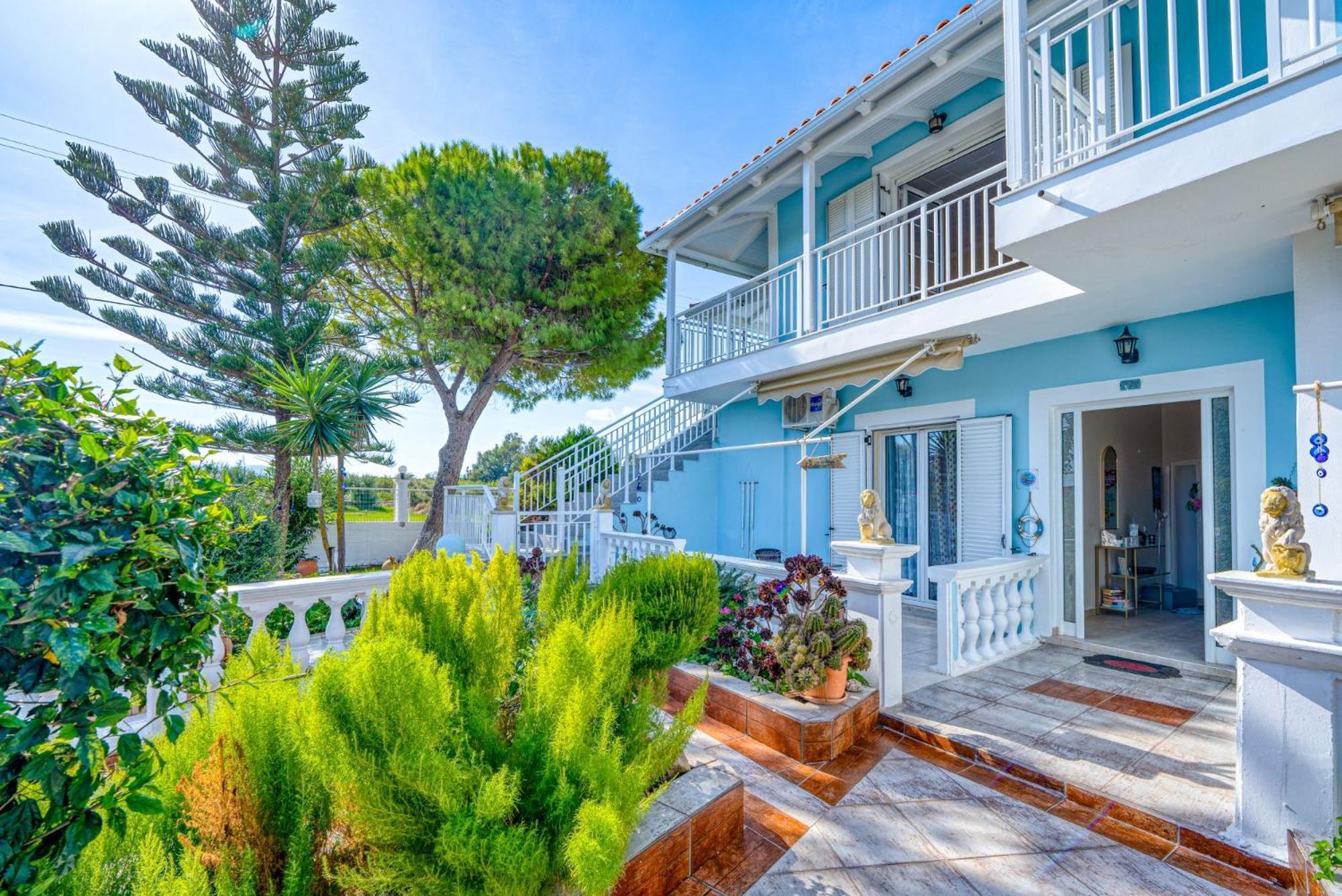 Stathis Beachfront Luxury Rooms Kalamákion Buitenkant foto